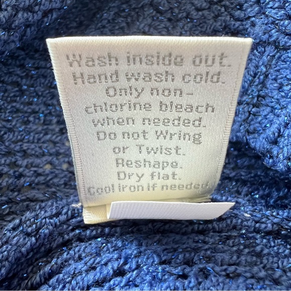 LC Lauren Conrad Blue and Black Heart Sweater, Extra Small - Picture 8 of 9